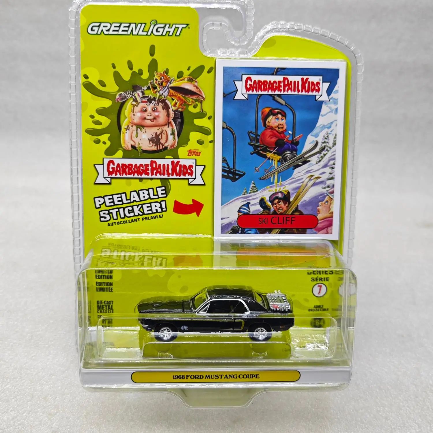 

Green Light 1:64 Trash Can Kids Series 7 - Ski Cliff - 1968 Ford Mustang Coupe Diecast Alloy Car Model Collectible