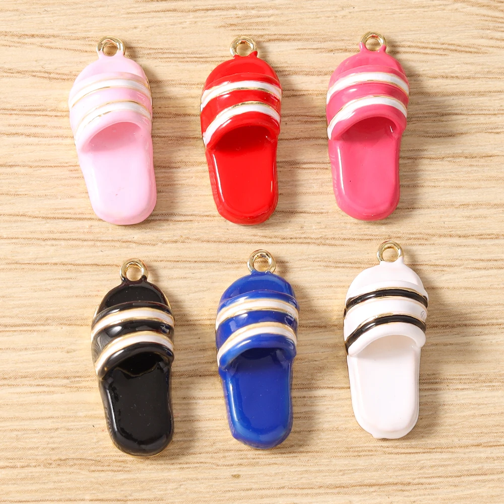 Tusember 5 Stück Niedliche Emaille Kawaii 3D Pantoffel- und Hutanhänger für Ohrringe, Halsketten, Armbänder, DIY-Schmuckherstellungszubehör – Detail 8