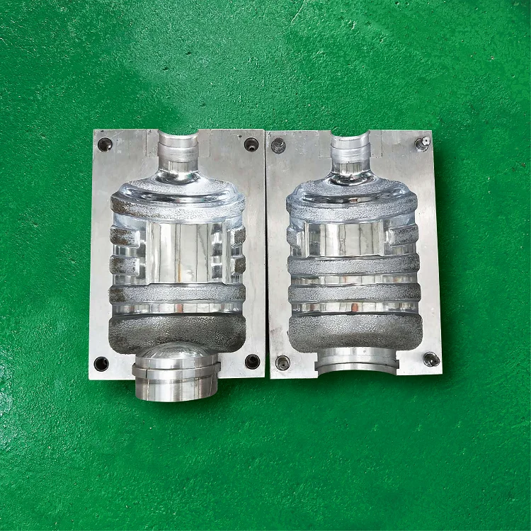 High Quality PET Mold for Plastic Bottle Water PET Bottle Mold Plastic Bottle Mold Plastic Mould Manufacturers