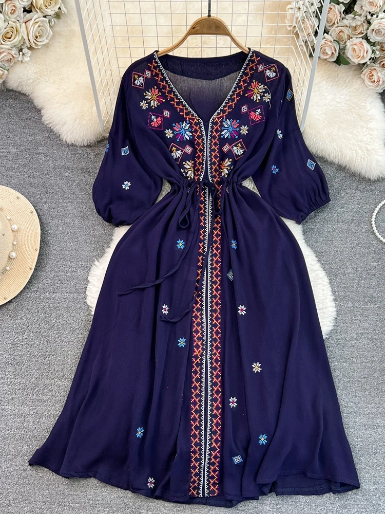 

Women Slim Long Dress Embroidery V-neck Bohemian Ethnic Seaside Vacation Beach Boho