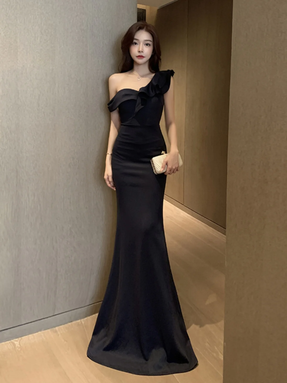 

Длинное вечернее платье Ele с одним открытым плечом, для подружек невесты, выпускного бала, длиной в пол, облегающее, для дня рождения