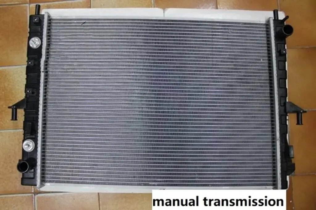 

Auto parts High quality Radiator assy kit for Chinese SAIC ROEWE 550 MG6 MT / AT 1.8T engine OEM: 10001378