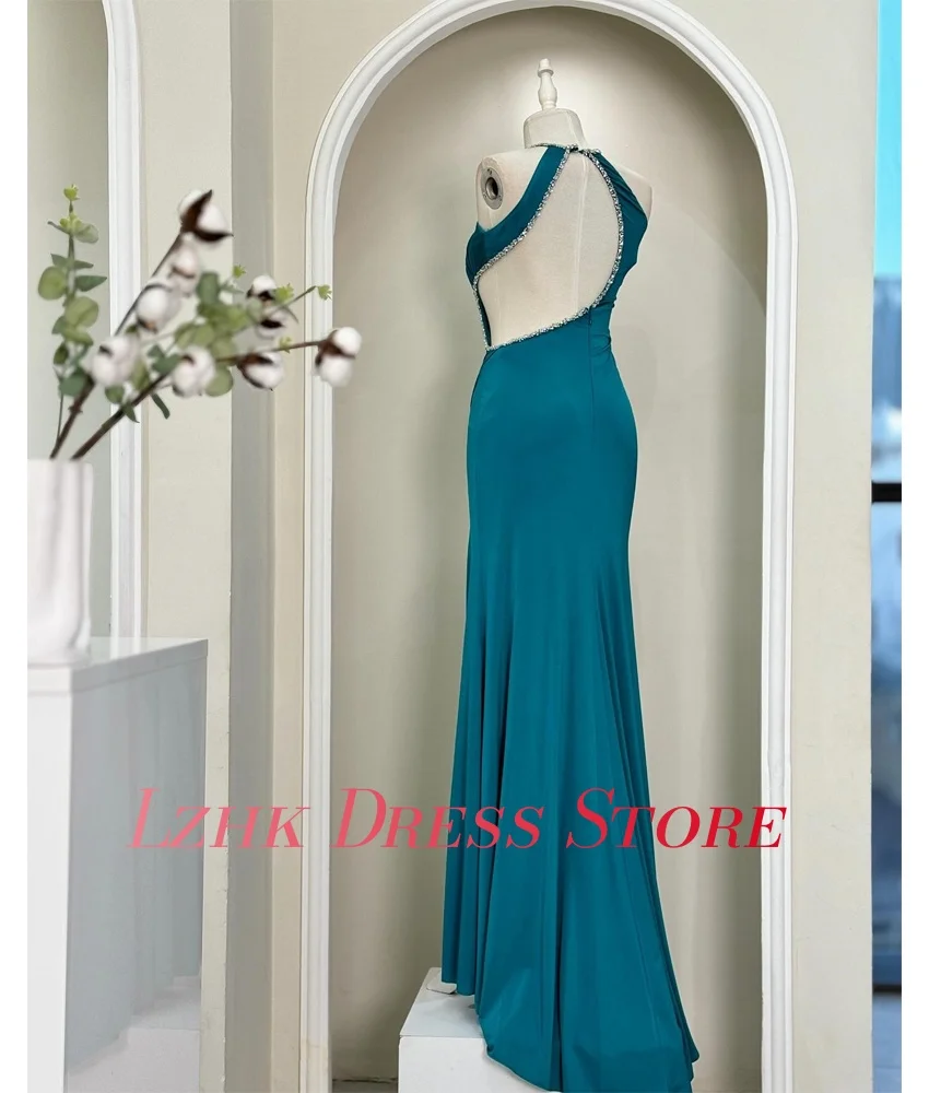 Maßgeschneidertes sexy Jersey-Meerjungfrau-Kristall-Abendkleid, Temperament, ärmellos, Neckholder, bodenlang, Promi-Kleider nach Maß
