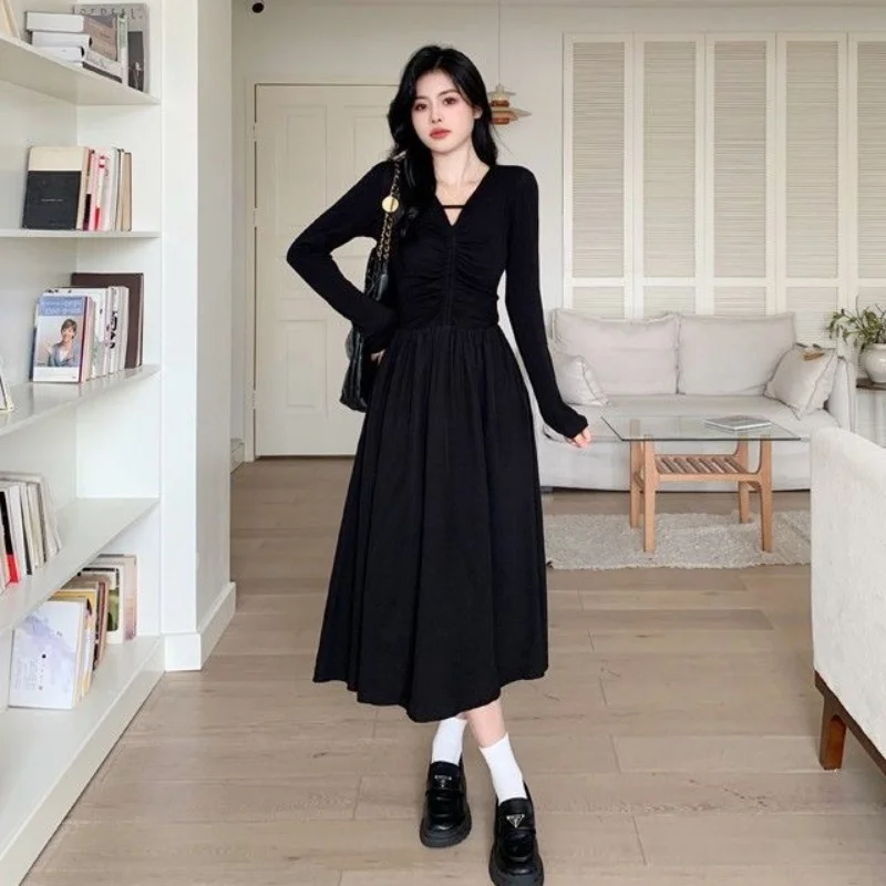 Women Black Long Dress Lady Fashion V Neck Cutout Ruched Design Solid Color Long Sleeve Slim Fit Dress Female Concise Dress