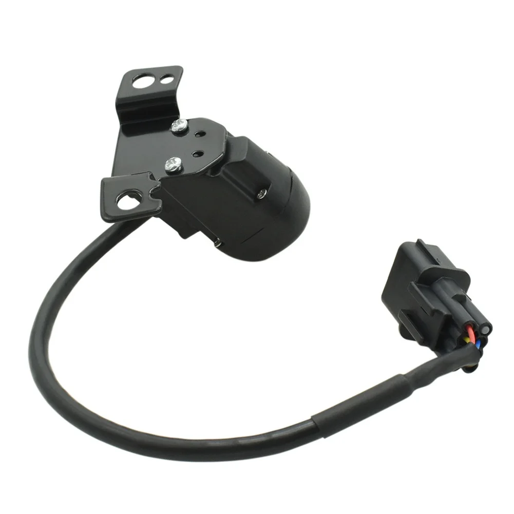 OEM-Compatible Parking Camera for Hyundai IV 2017 2018 2019 Supporting Standard Reverse Signal Activation and NTSC Output