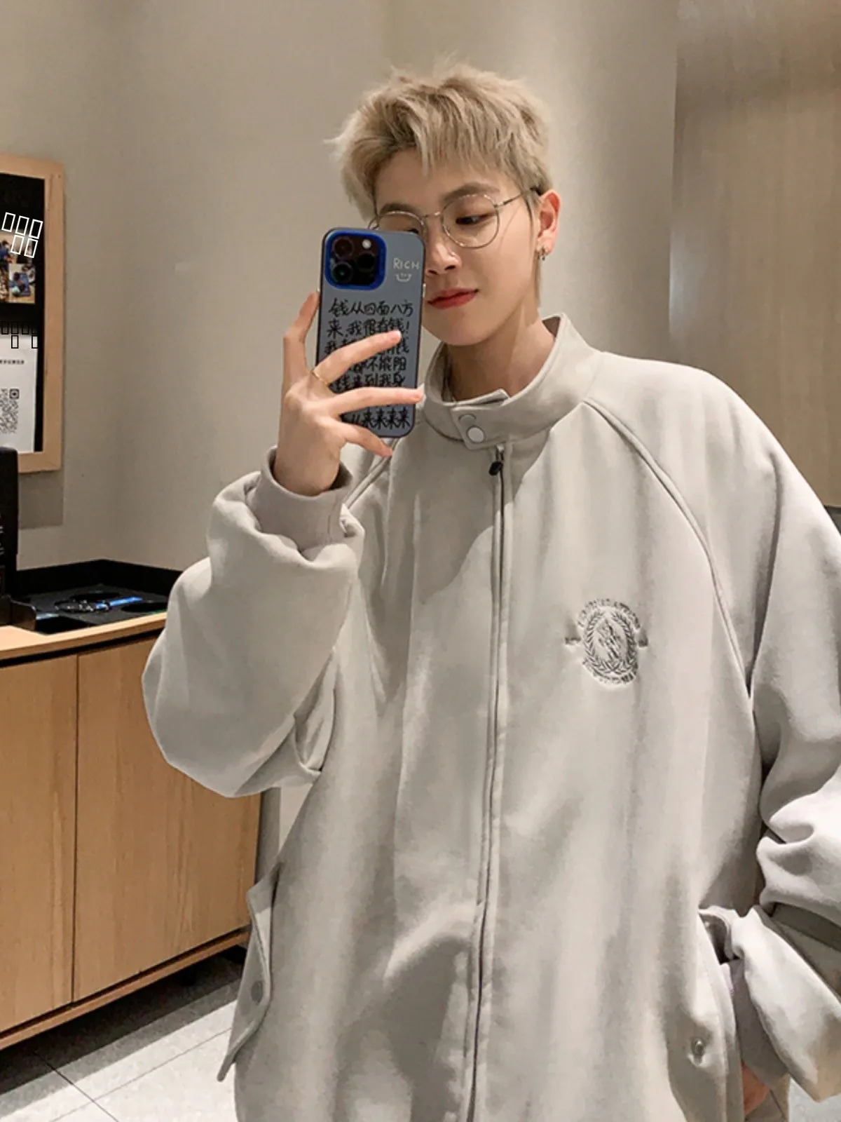 

Повседневная бейсбольная куртка в стиле хип-хоп для мужчин, весенне-осенняя куртка-пилот с воротником-стойкой, модная молодежная куртка для отдыха, брендовая.