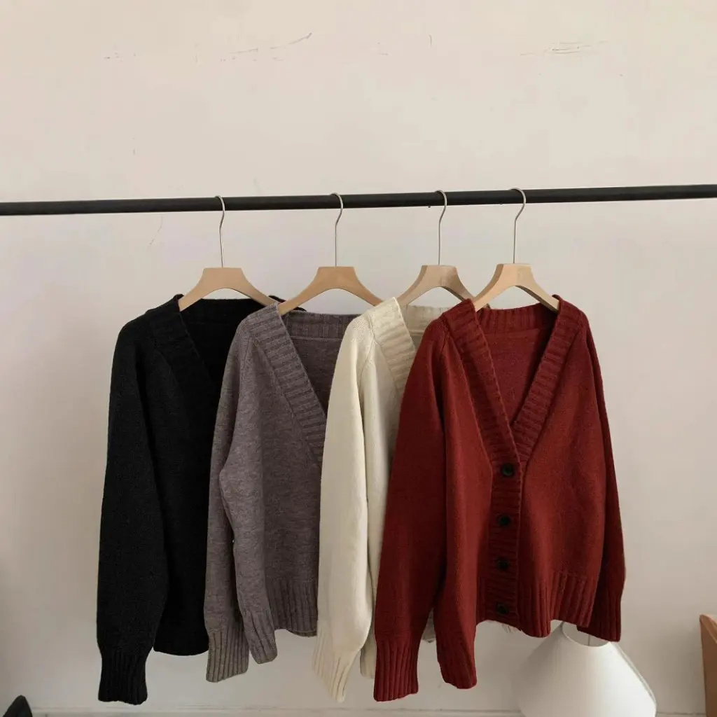 

Женский свитер с v-образным вырезом и воротником, кардиган B2XH-080612V, свободное пальто в европейском и американском стиле, осенняя мода, оптовая продажа, маленький размер