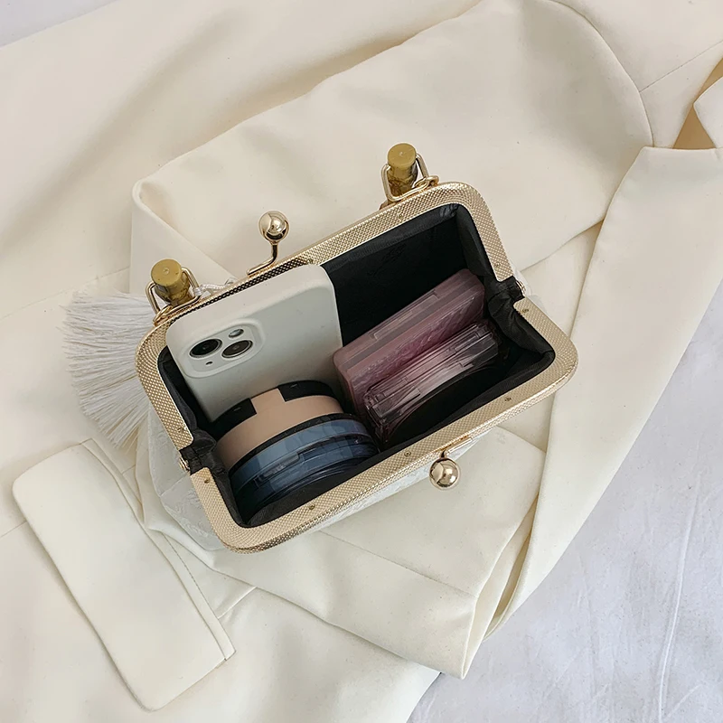 Women Evening Clutch Exquisite Luxury Designer Wooden handle Party Clutch Bag Female Shoulder Bag Purses Handbag Wedding Banquet