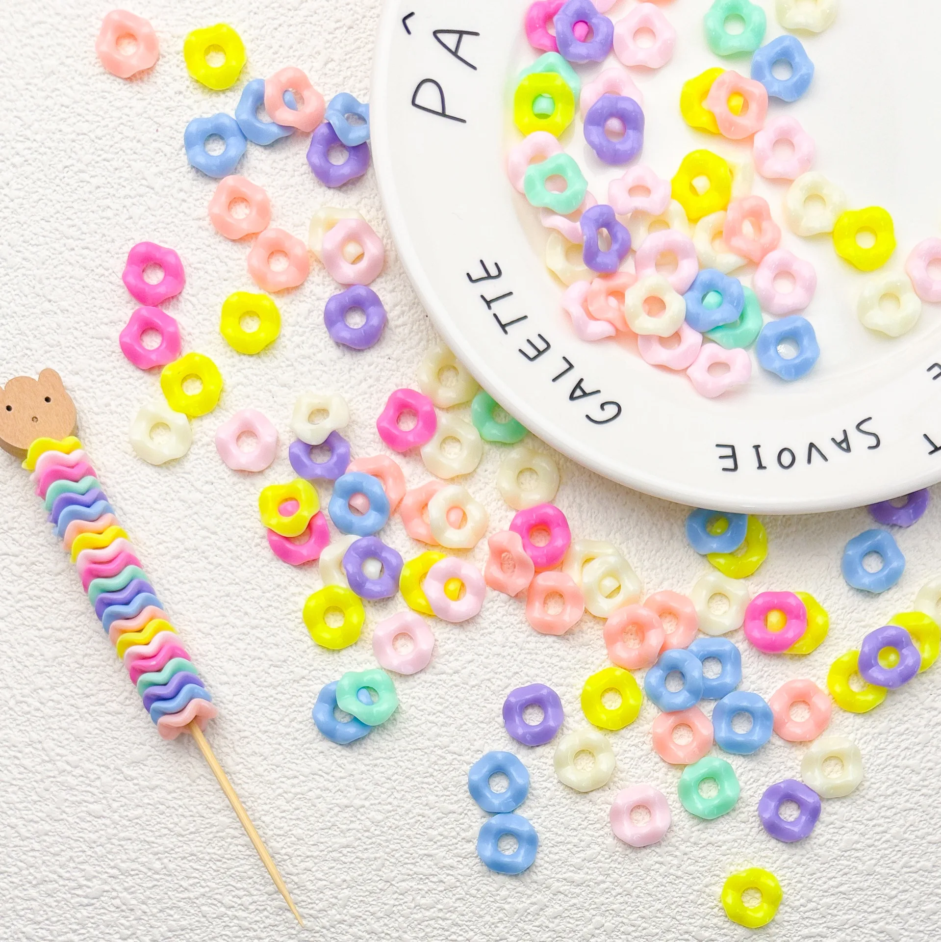 25PCS 13mm Pastel Wavy Ring Beads, Large Hole Floral Edge Loose Spacer Beads for DIY Jewelry Making