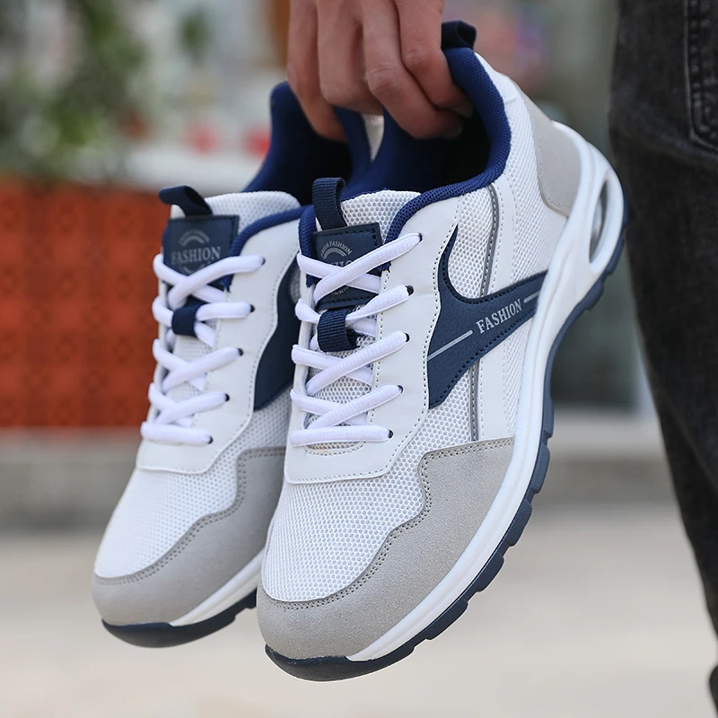 Men's Casual Running Shoes Breathable Trendy Low Top Flat Laced Sports Sneakers for Travel and Running in Summer and Spring
