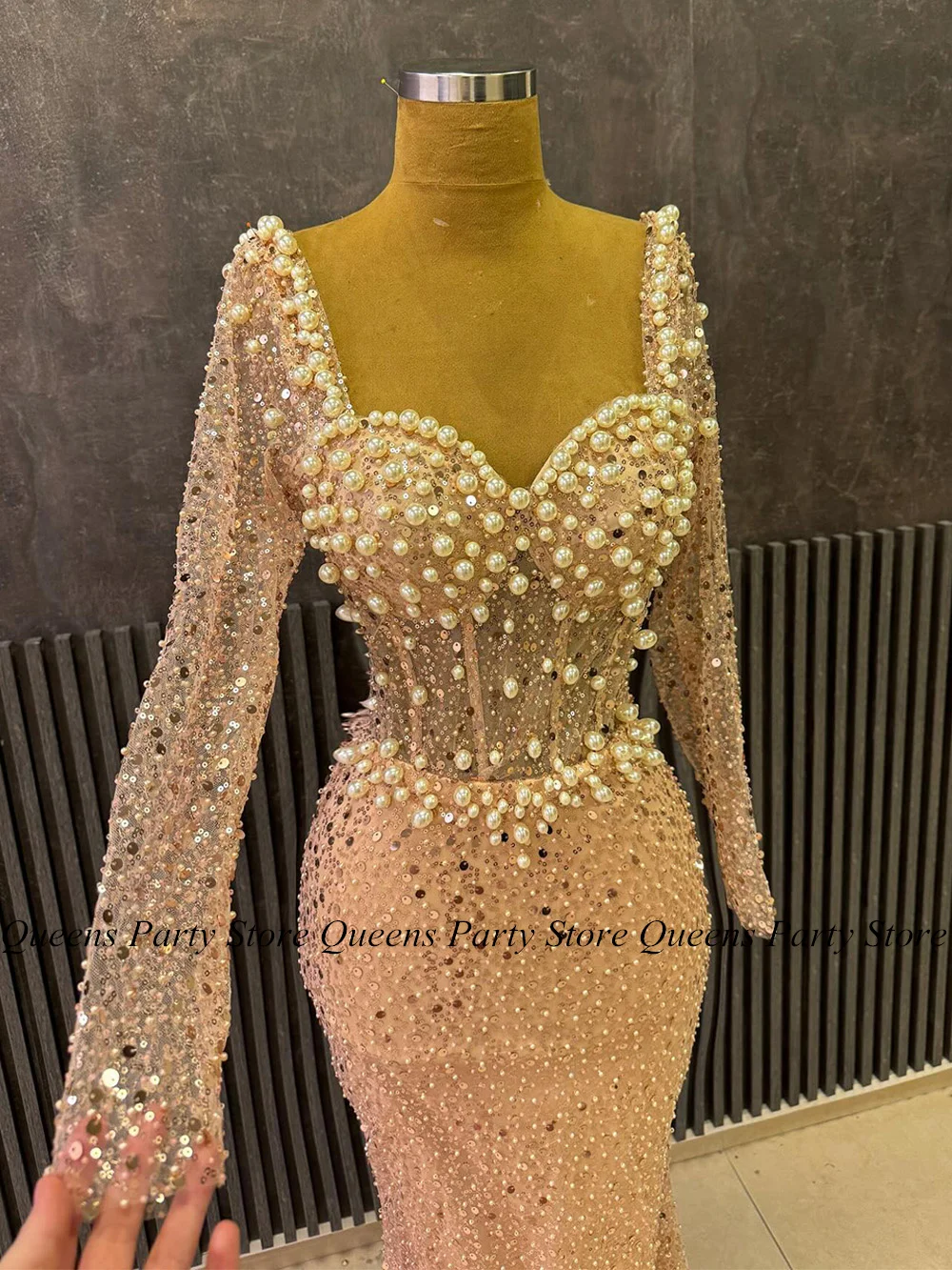 Evening Dress Sweetheart Customized Long Sleeves Pearls Beading Illusion Sweep Train Prom Gown Formal Party Dresses Robe Soiree