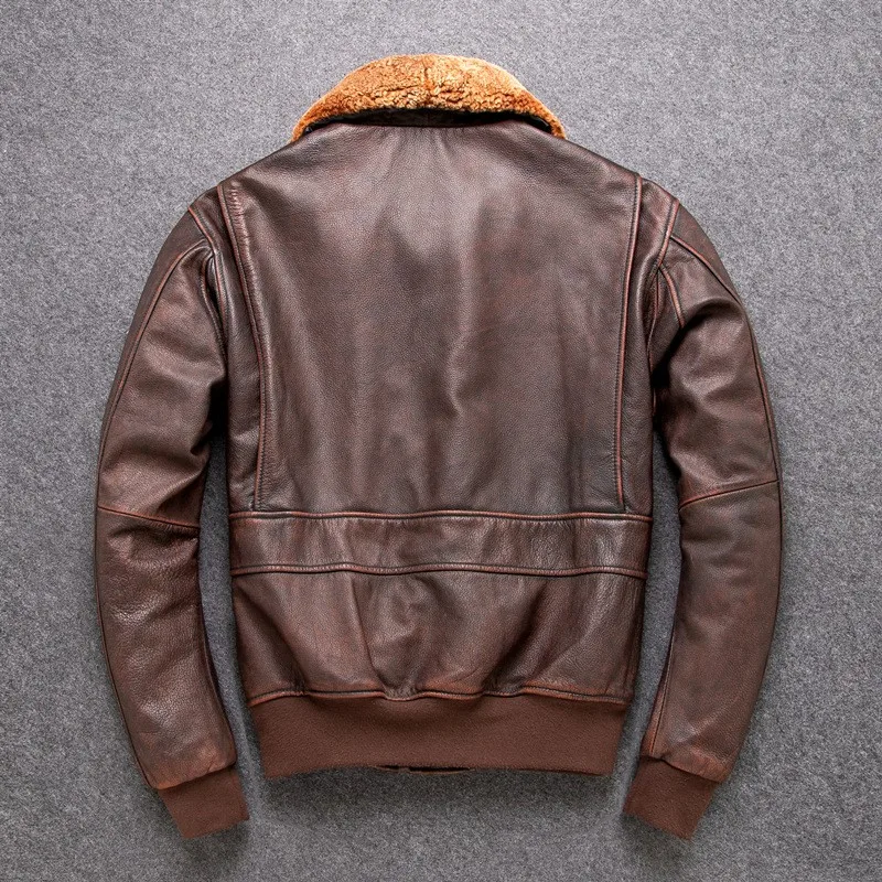 The top layer of is made detachable cowhide and fur collar pure with a flowing style