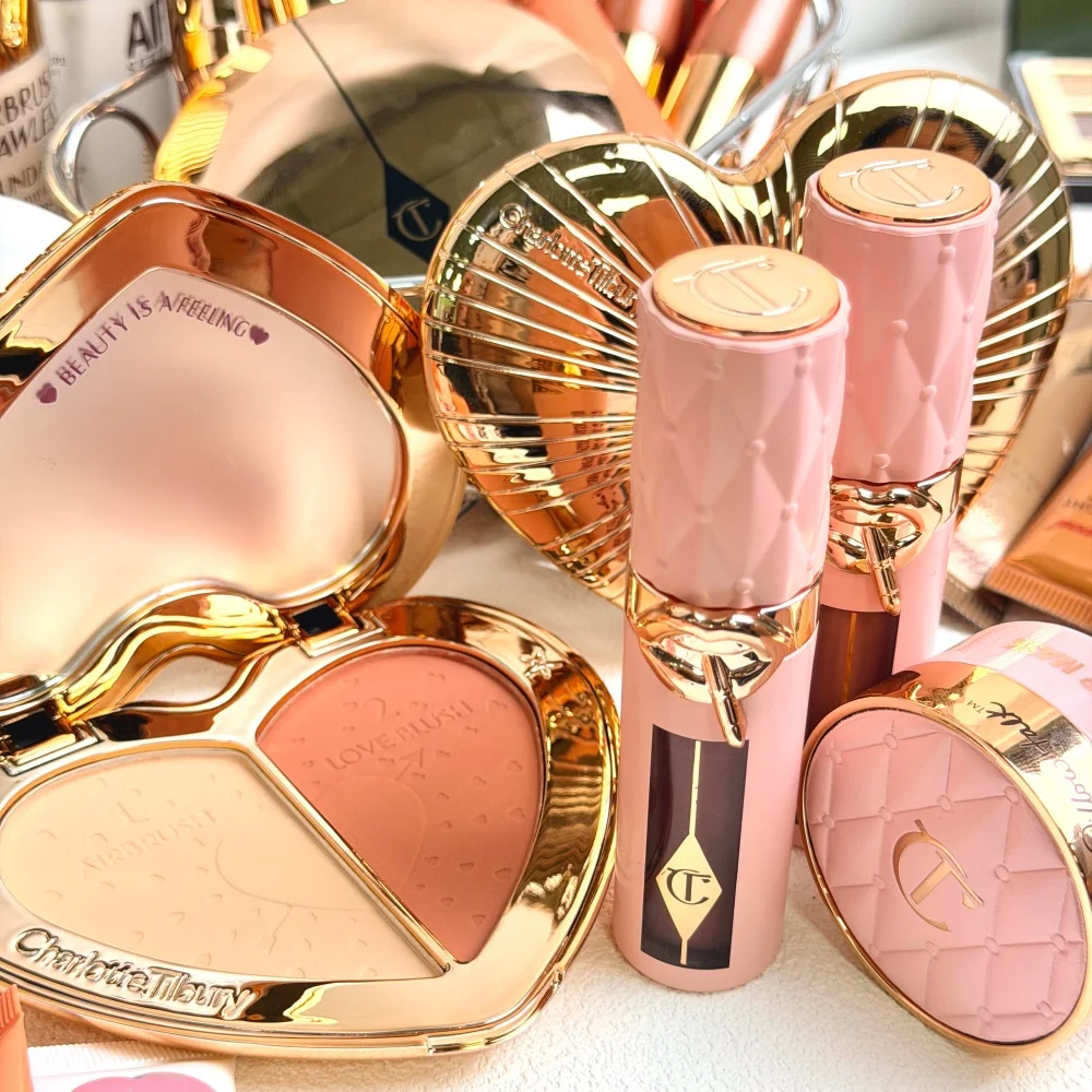 Charlotte Tilbury Gloss à lèvres bicolore en forme de cœur, fard à joues en poudre, illuminateur, éclaircissant, maquillage de cosplay sans démarcation, cadeaux
