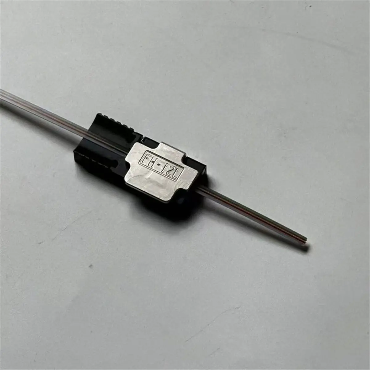 Ribbon Fiber Holder -12 for FSM-50R/60R/70R and 12 Core Ribbon Fiber Clamp Only Left