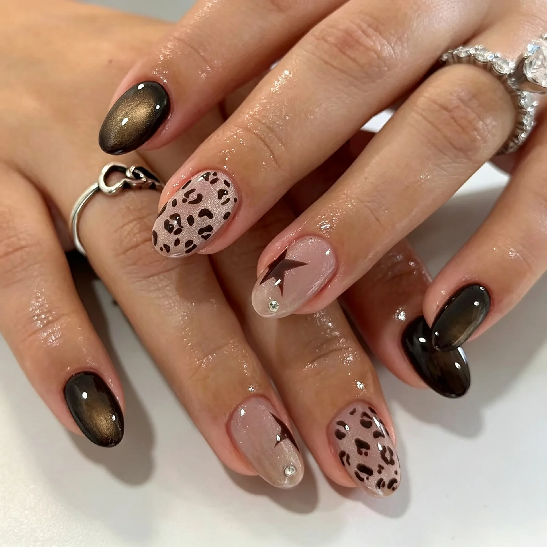 24Pcs Autumn Polka Dot French Press on Nails Solid Color Brown Grid Pattern Design Fake Nail Tips Short Wearable Almond Nail Art