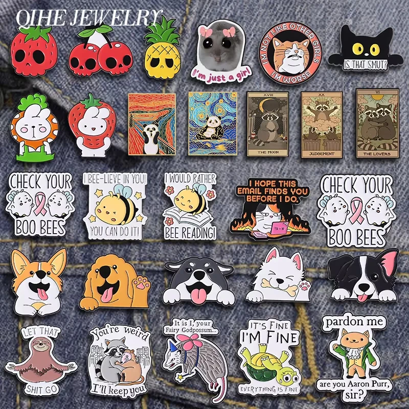 

Cartoon Bunny Dog Cat Collect Enamel Pins Custom Screaming Panda Raccoon Animal Brooches Backpack Lapel Badge Accessories Gifts