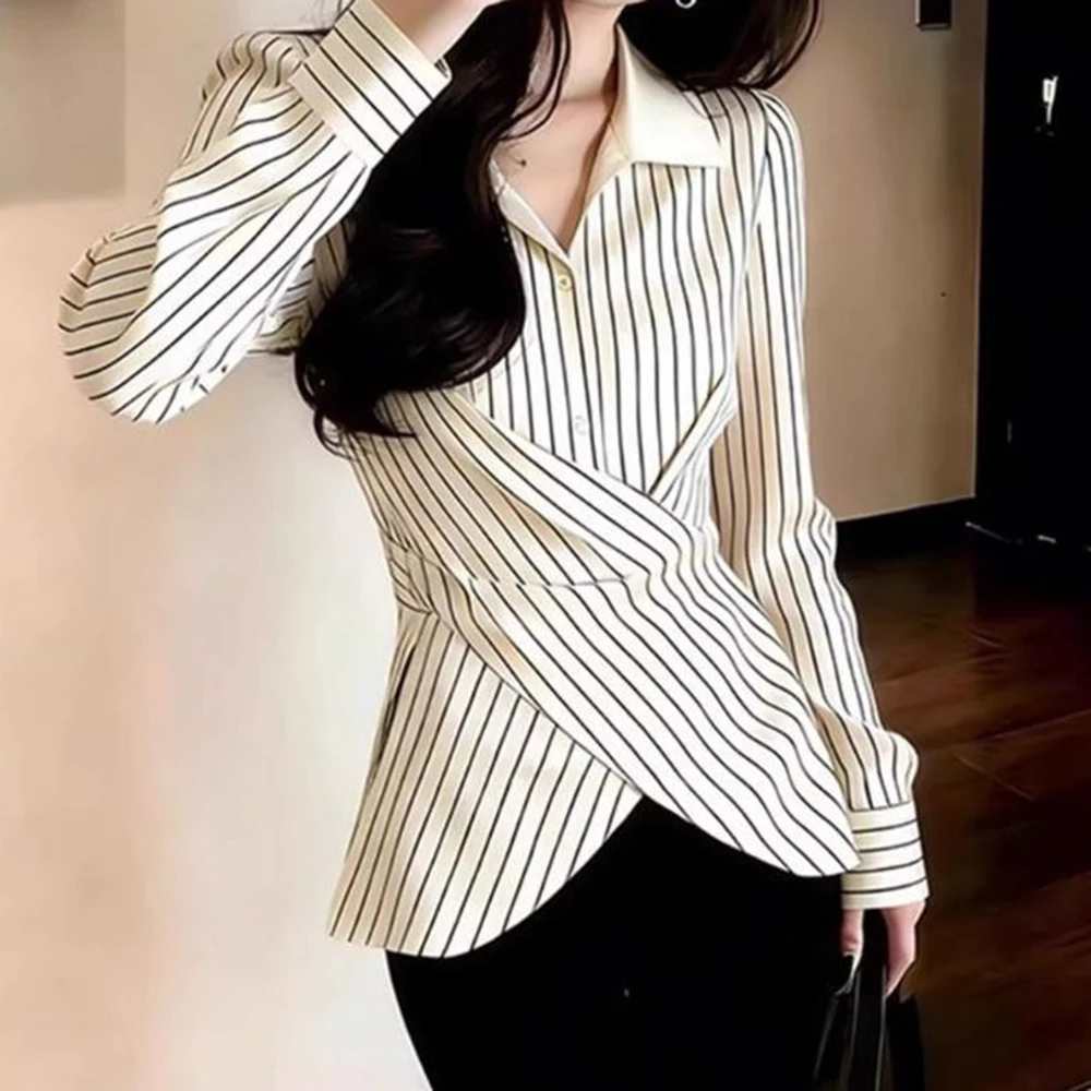 2026 spring design niche shirt women's high-end sense light luxury top unique and beautiful long-sleeved shirt