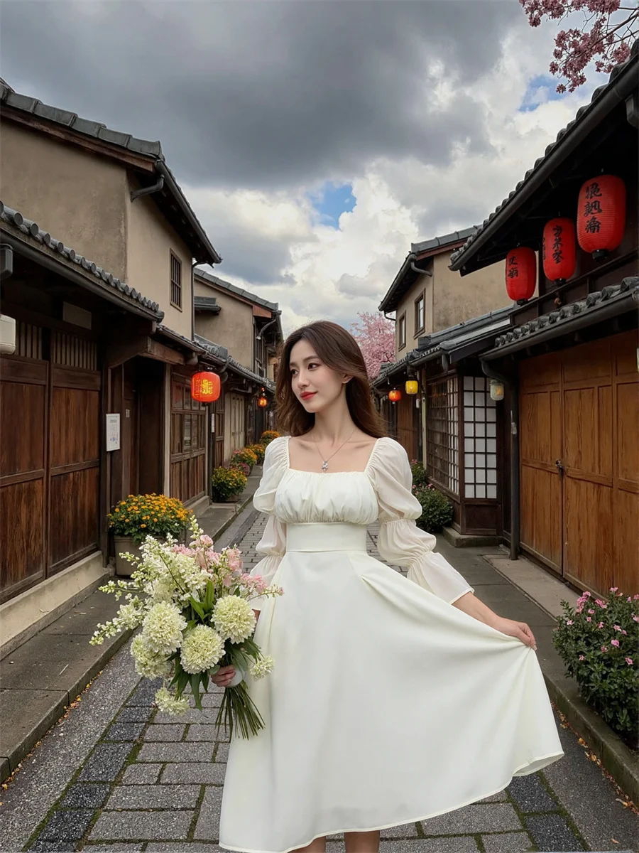 Sukienki damskie eleganckie na imprezę, fason A, styl francuski, morelowe, z rozcięciem z boku, wysokie rozcięcie, rozcięte, z wycięciami, jesień