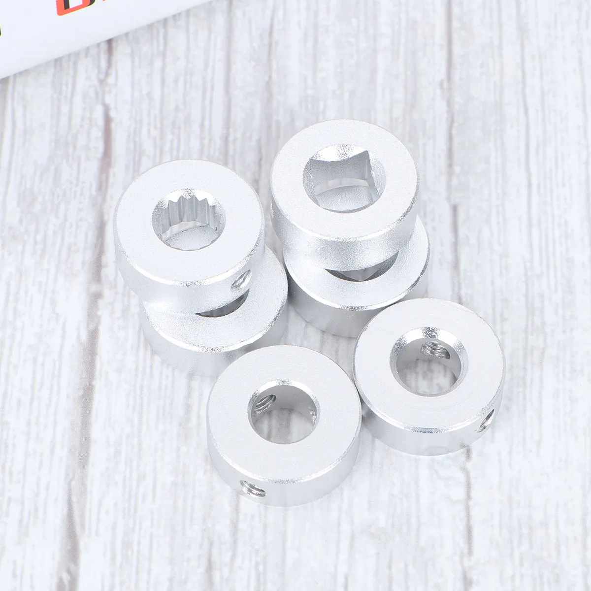 

2Pcs Silver Aluminum Window Crank Handle 114x22cm Universal Car Door Manual Crank Lever with Fluted Round Shaft Adapters Kit