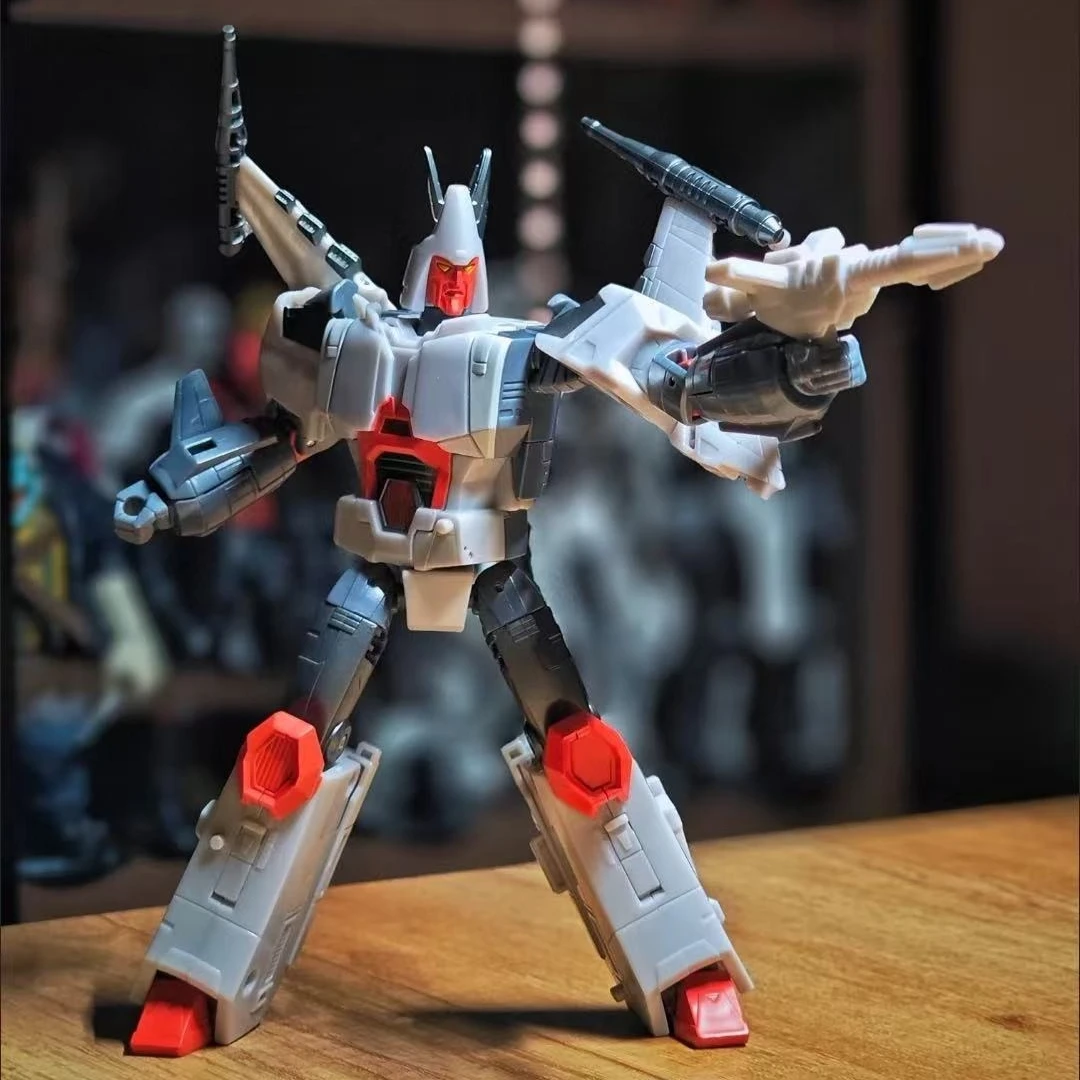 

In Stock Hasbro Transformers Toys Legacy United Star Raider Ferak Voyager Action Figures Models Hobby Boy Gifts Collection
