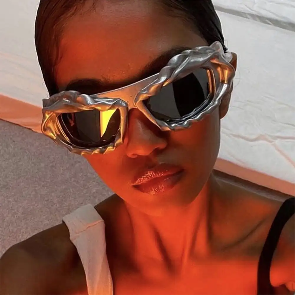 Hip Hop Y2K Sunglasses For Women Men Brand Trendy Sports Twisted Sun Glasses Female Party Shades Silver Retro 2000's Eyewear