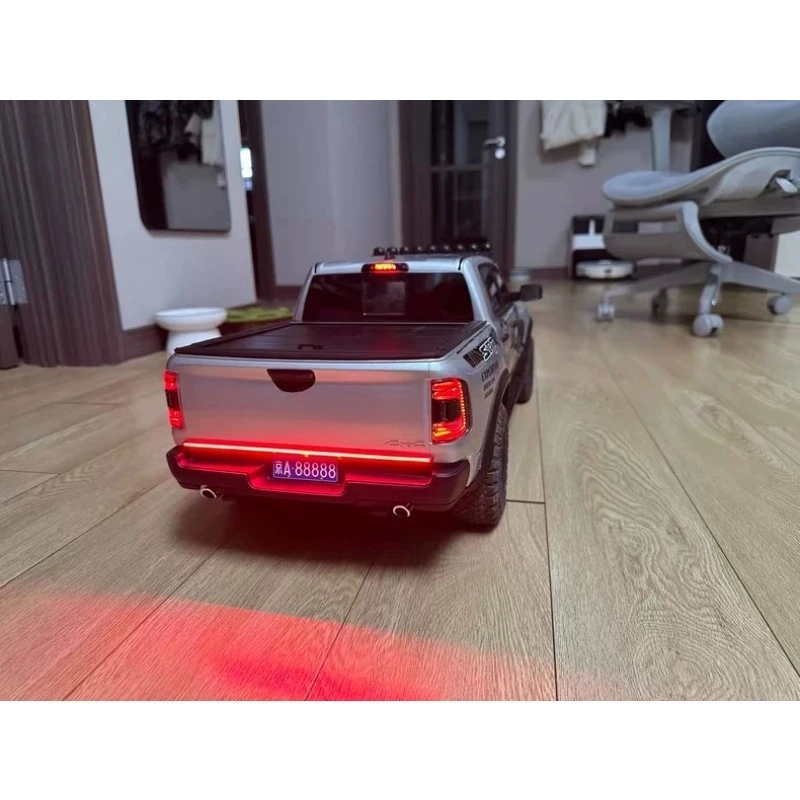 

LED Light Set for KM 1/8 RAM 1500 RC Crawler – Full-Width Tail Light, Grille/Hood/KC Roof Spotlights RC Car Upgrade Part