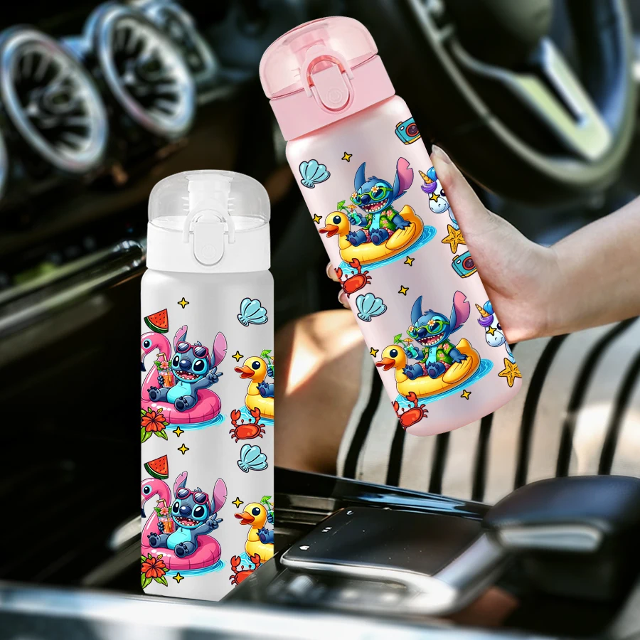 Botella de agua de plástico con diseño de pato de Disney Stitch, 26oz, taza de agua para deportes al aire libre, regalo de cumpleaños/retro a la escuela, 1 ud.