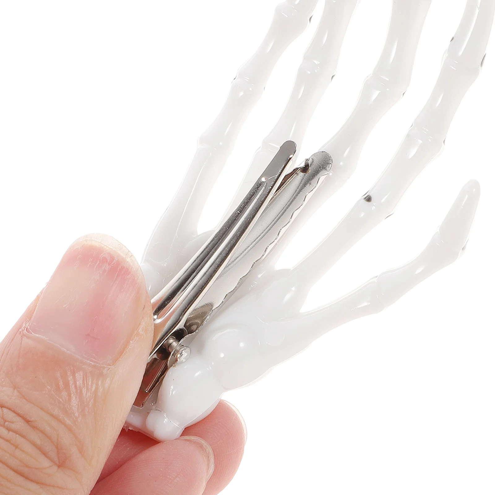 

4pcs Skull Claw Hair Clips Halloween Hair Accessories Rose Plastic Hairpins For Women Fashionable Costume Decor