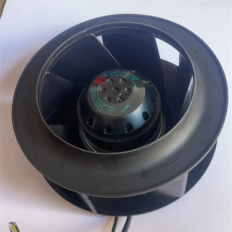 R2E225-BD92-51 M2E068-DF 230V 7 سلك يؤدي مروحة الطرد المركزي AC