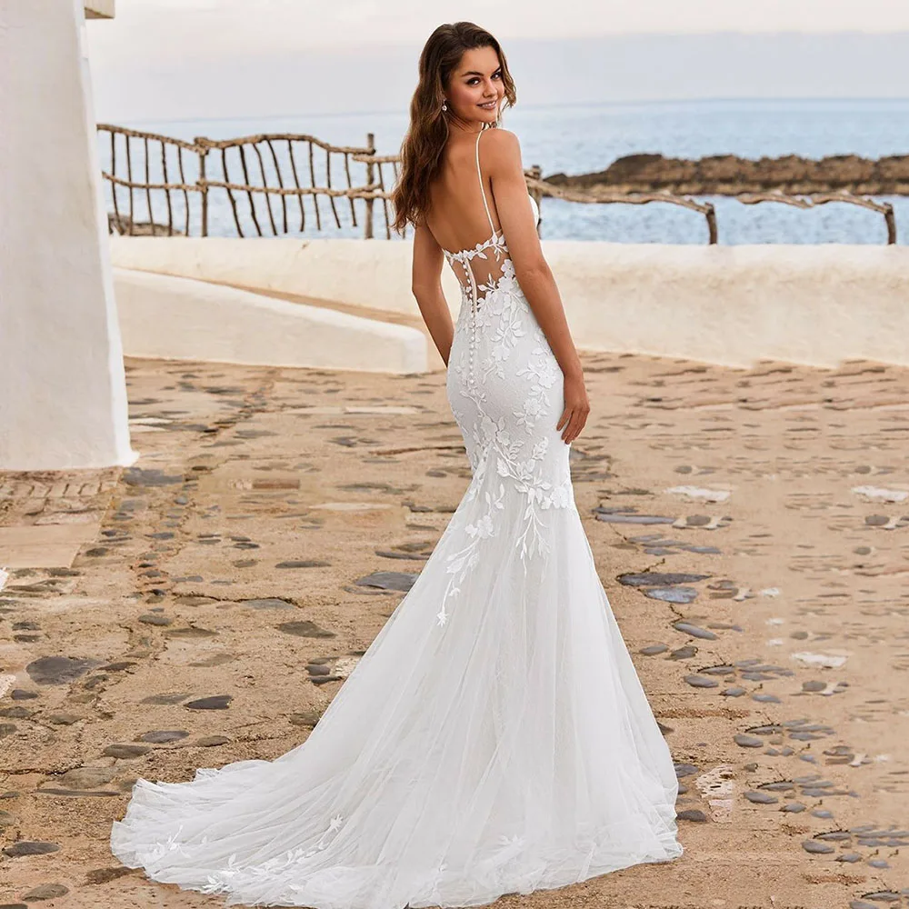 

Luxury Boho Mermaid Wedding Dress Women Customized Spaghetti Straps Sexy Backless Women Applique Lace Sweep Train Bridal Gown