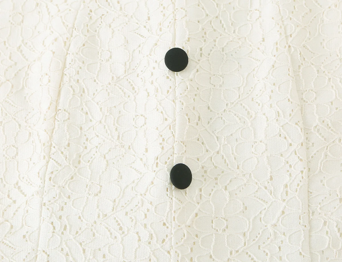 Elegantes Damen-Spitzen-Mini-A-Linien-Kleid, Modisches Lässiges Kurzarm-Kleid mit Knopfleiste, Süßes Damenkleid mit Rundhalsausschnitt in Unifarbe – Detail 6