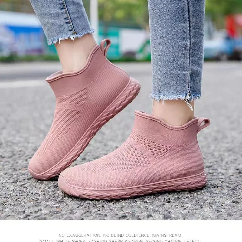 2024 New Solid Color Women's Four Seasons Rain Shoes Fashion Casual Flat Bottom Low Barrel Round Head Outdoor Rain Shoes