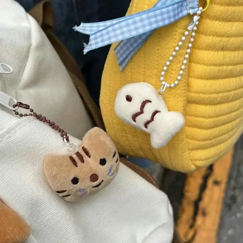 2CS Funny Plush Cat Fish Keychain School Bag Pendant Doll Cute Plush Bag Hanging Accessories Doll Key Chain Couple Keyring Gifts