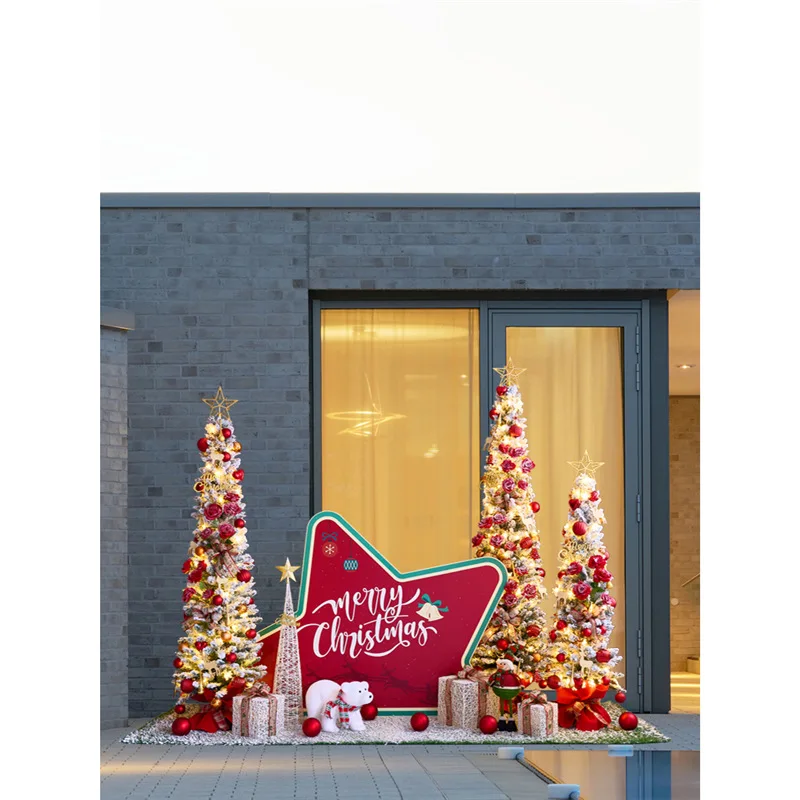 

Creative landscaping combination in the activity area, Christmas tree decorations, huge floor-to-ceiling ornaments