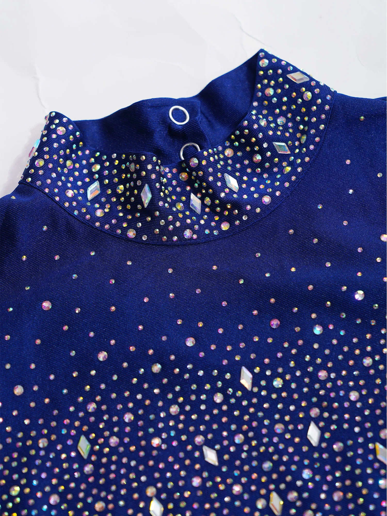 キッズガールズ叙情的ダンスセット現代スケートバレエジャズダンス衣装長袖ラインストーンクロップトップとシアーメッシュスカート