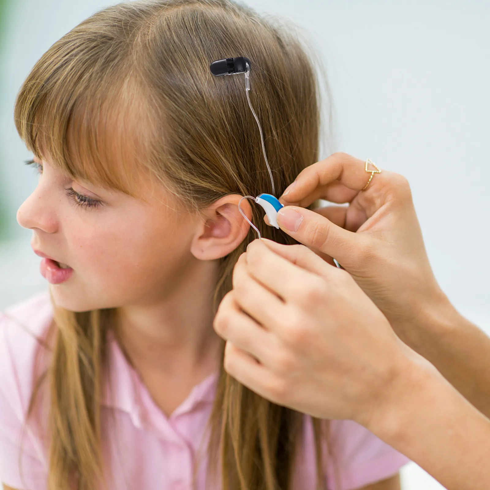 

1Pcs Anti-Lost Hearing Aid Cord Secure Lanyard for Behind-The-Ear Devices Premium ABS Material Quick-Clip Design Hearing Aid