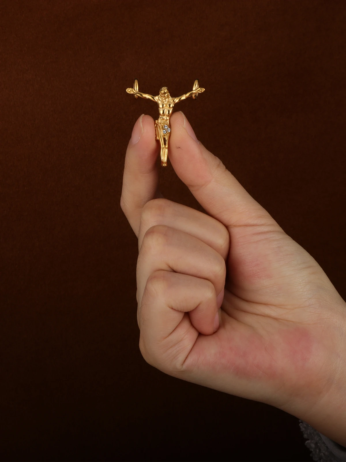 1Pc Christian Crucifix Jesus Christ Cross Pendant Stainless Steel Engraved Wall Hanging Charms for DIY Jewelry Craft Accessories