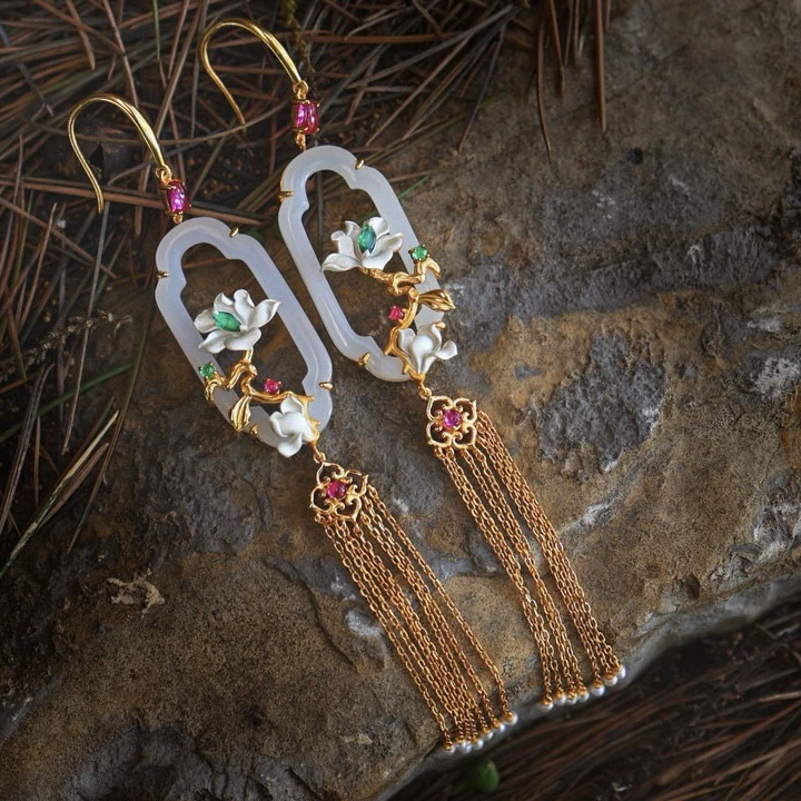 

Позолоченные серьги из стерлингового серебра с натуральным белым нефритом Хэтянь, геометрические серьги, китайские резные цветочные дизайнерские украшения