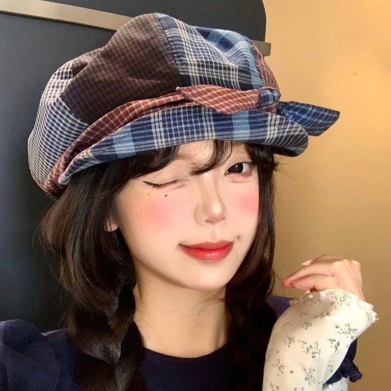 Koreanische Schleifenstickerei Karierte Mode-Baskenmütze für Damen, Sommer- und Herbst-Nischen-Retro-Britische Große Version Achteckige Newsboy-Kappe – Detail 2