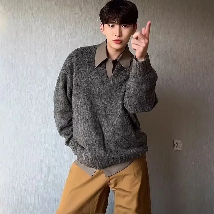 

American Retro Casual V-Ne Knitted Sweater Men's Color Open Cardigan Soft Loose Fit Winter Outerwear Polyester Fiber