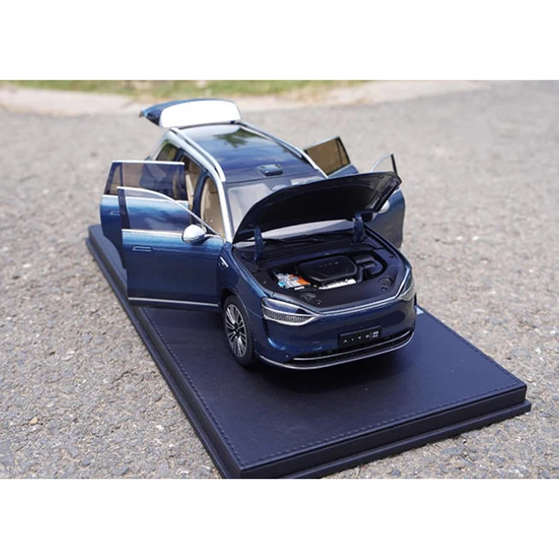 

Литой под давлением 1:18 AITO M9, модель автомобиля из сплава, статическое украшение, коллекционные подарки, игрушки