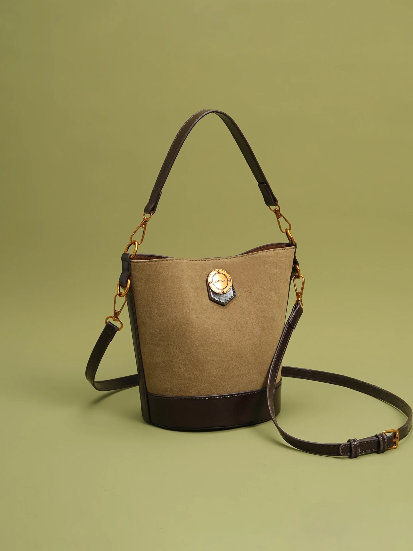 

Autumn/Winter Retro Frosted Large Capacity bucket bag Women New Popular Versatile Handbags Suitable for daily commuting