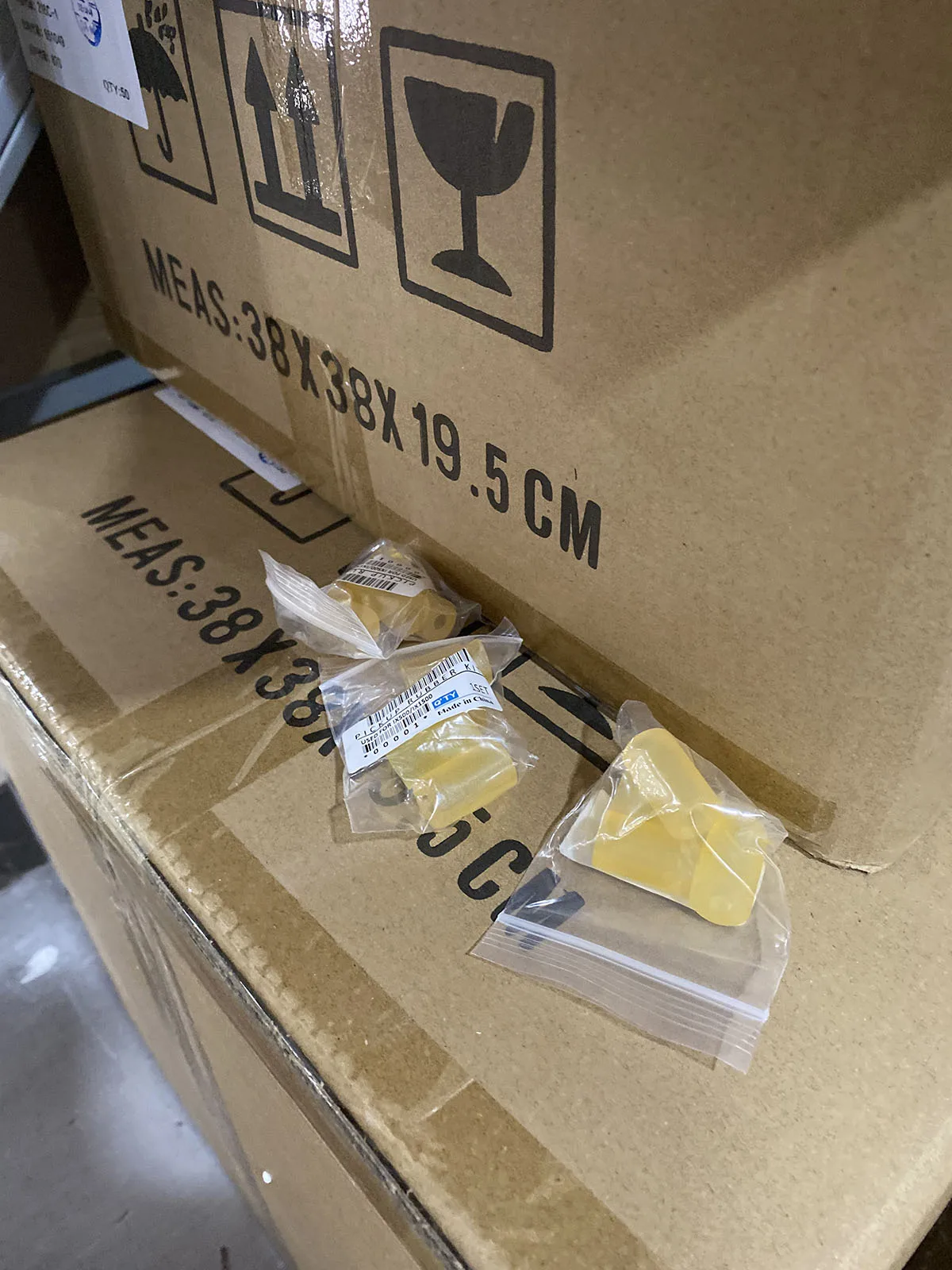 

1X PA03656-K975 PA03656-K976 Exit Feed Roller for FUJITSU Scansnap IX500 IX1500 N7100 IX1400 IX1600