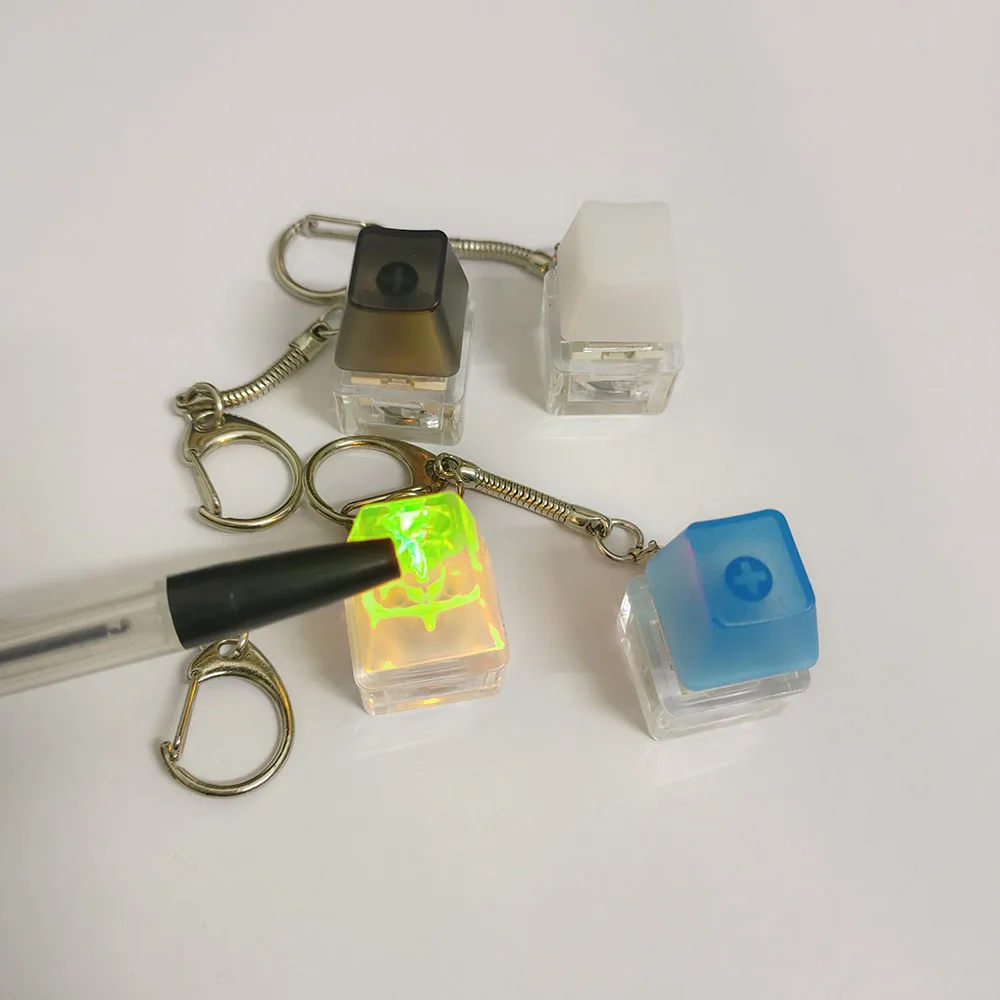 لعبة الضغط على طرف الإصبع ، سلسلة مفاتيح بإضاءة RGB ، حلقة مفاتيح ، ملحقات سطح المكتب ، هاتف محمول ، قلادة حقيبة ظهر