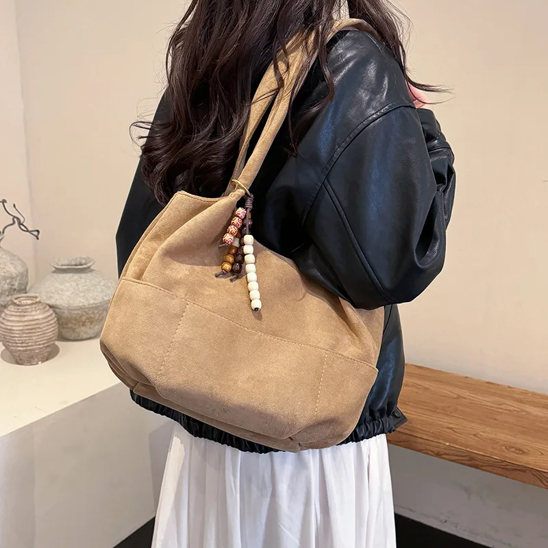 2025 Autumn Winter Solid Color Tote Bag, Spacious Shoulder Purse for Women, Versatile Commuter Crossbody, Chic Day to Night Bag