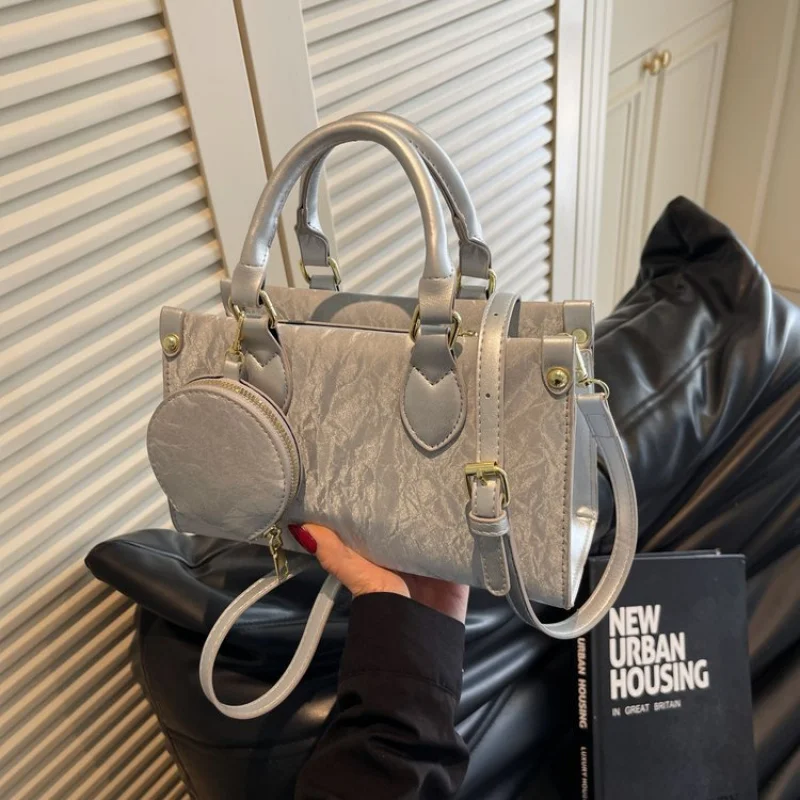 

Элегантно-сатинная новинка 2025 года, женская роскошная брендовая кожаная сумка на плечо, известный дизайнер, популярная классика ​