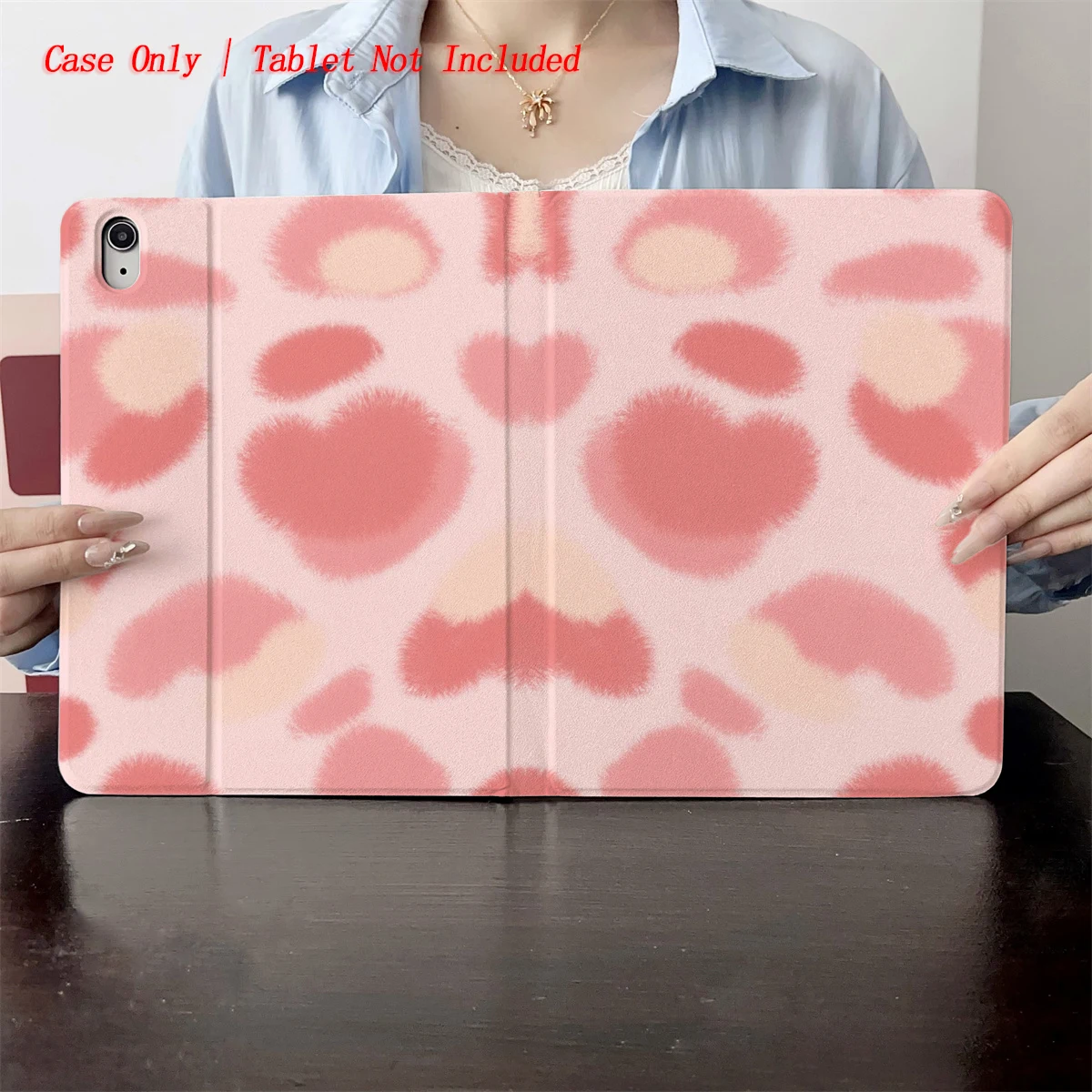 

Выкройка с принтом розового сердца 2025 года — подходит для защитных чехлов из нескольких планшетов Apple, таких как iPad/iPad pro/iPad air.