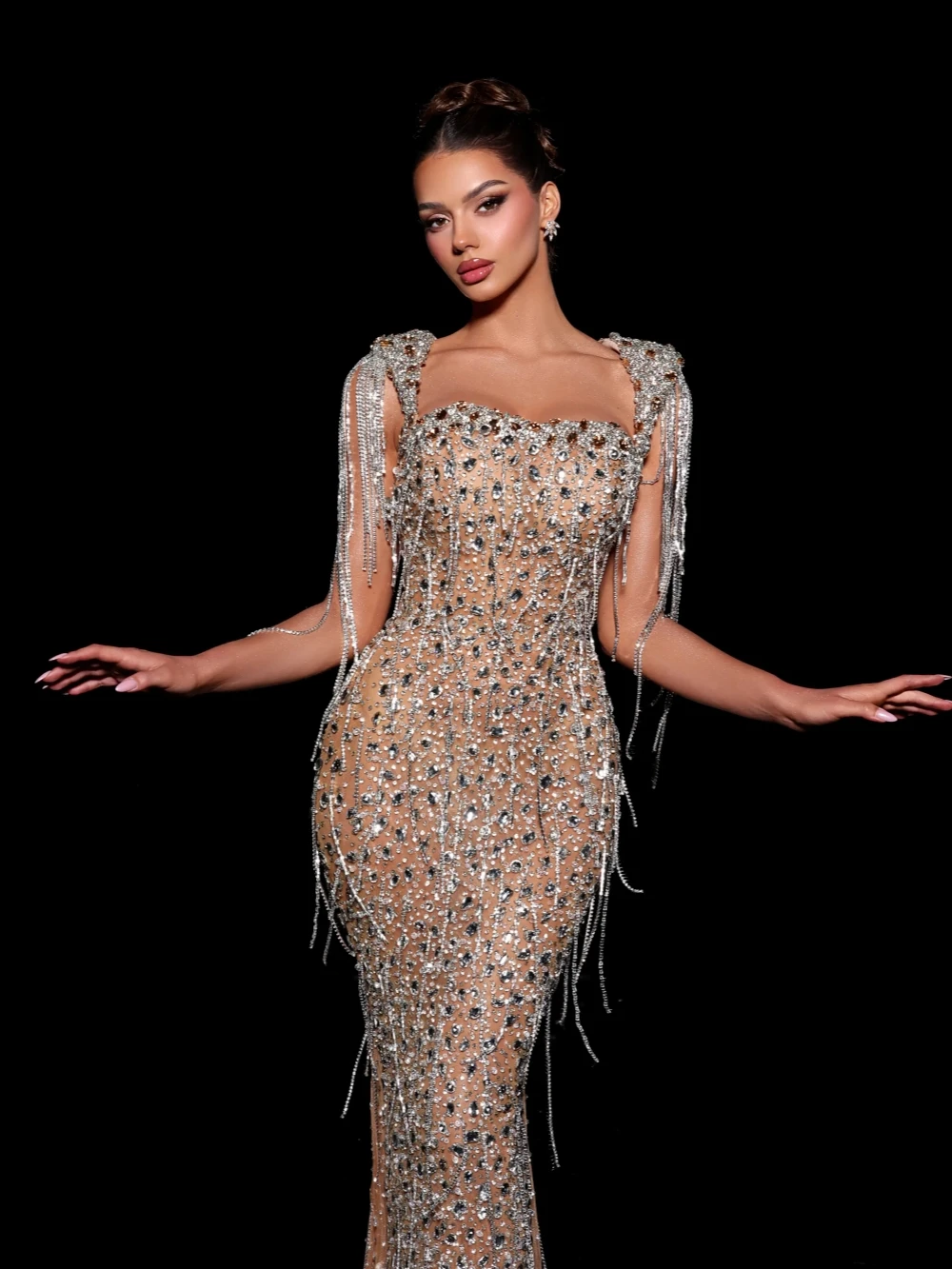 الوهم مطرز كريستال فستان سهرة طويل مع شرابة مثير عارية الذراعين ثوب حفل زفاف مخصص أنيقة حورية البحر فساتين حفلة موسيقية