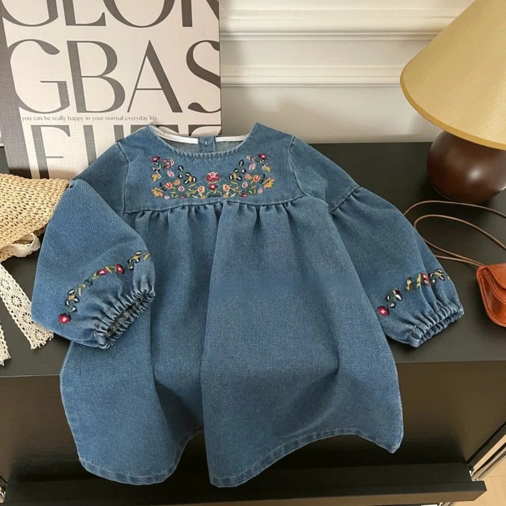 

3-7 Year Old Children's Casual Clothes Girls' Blue Imitation Denim Flower Embroidery Long Sleeved Dress Autumn New Style