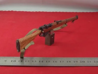 1/6 Lee Enfield rifle, a famous British rifle. Soldier model metal. World War II crafts. Military fan collectibles, gifts